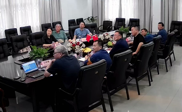 愛通公司史(shi)蒂芬先生訪問興晟